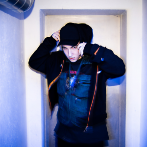 ดาวน์โหลดและฟังเพลง No Game (Explicit) พร้อมเนื้อเพลงจาก Token