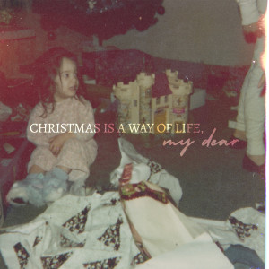 ดาวน์โหลดและฟังเพลง Blue Christmas (feat. Raine Maida & Moon Vs Sun) พร้อมเนื้อเพลงจาก Chantal Kreviazuk