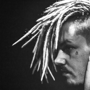 ดาวน์โหลดและฟังเพลง 4K (Explicit) พร้อมเนื้อเพลงจาก Laskah