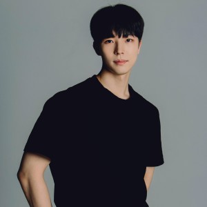 Ryu Ho Yeon(NOIR) ดาวน์โหลดและฟังเพลงฮิตจาก Ryu Ho Yeon(NOIR)