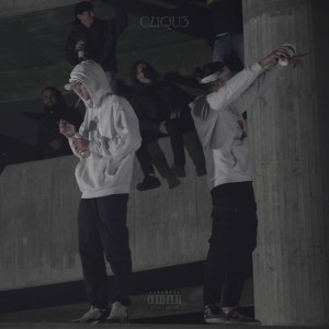 ดาวน์โหลดและฟังเพลง Wach (Explicit) พร้อมเนื้อเพลงจาก Clique 713