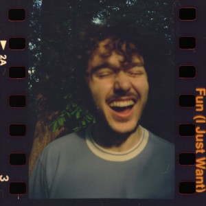 ดาวน์โหลดและฟังเพลง Fun (I Just Want) พร้อมเนื้อเพลงจาก Melvv