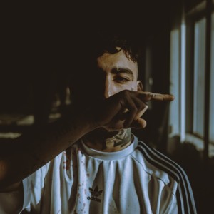 Dengarkan Hong Kong (Remix) lagu dari canforsell dengan lirik