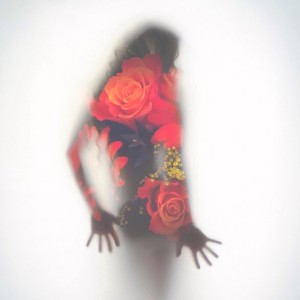 收聽Rendezvous At Two的Love Me Right (Explicit)歌詞歌曲