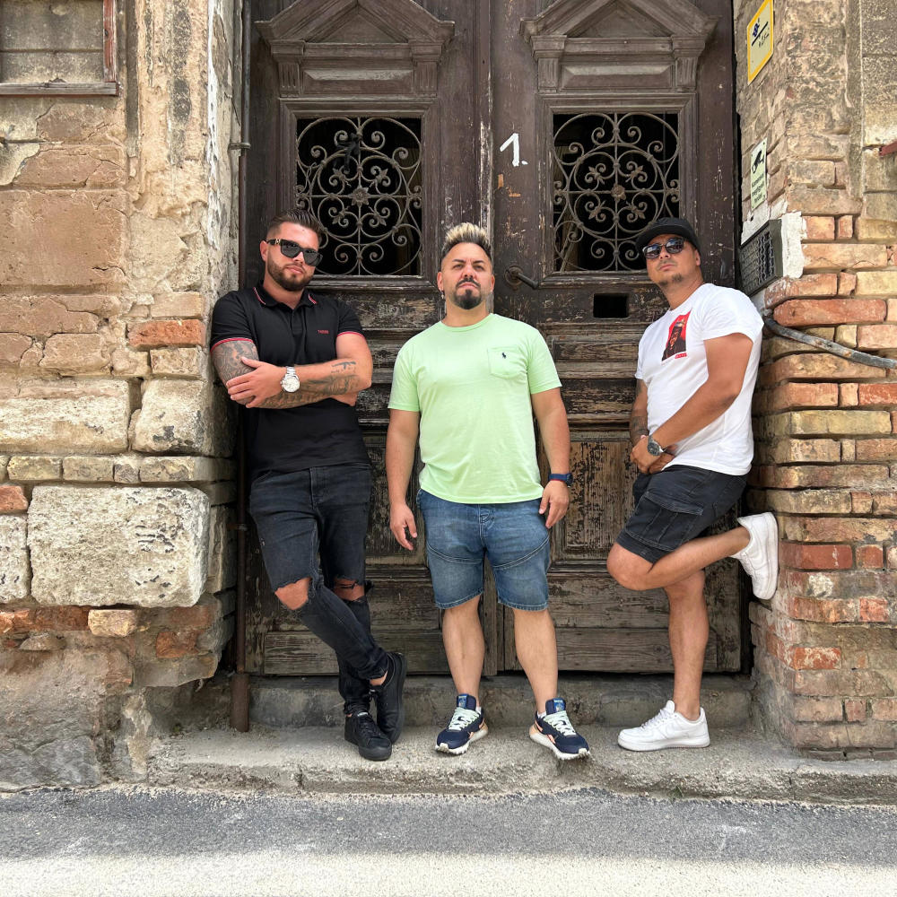 Senorita (feat. Goore & Igni) (Explicit)