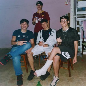 ดาวน์โหลดและฟังเพลง Clarêncio (Explicit) พร้อมเนื้อเพลงจาก MaralMc