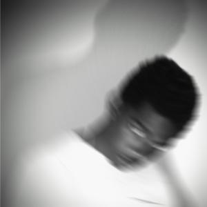 ดาวน์โหลดและฟังเพลง bikini bottom พร้อมเนื้อเพลงจาก Cloak