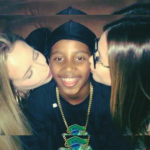 ดาวน์โหลดและฟังเพลง Me Gusto พร้อมเนื้อเพลงจาก Francis Kendall