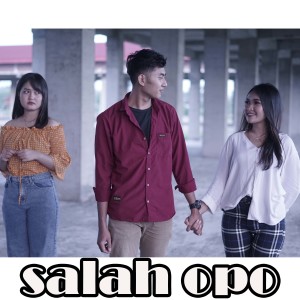 Dengarkan salah opo lagu dari Derradru dengan lirik