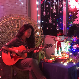 Dengarkan โปรดลืมฉันไปในปีนี้ lagu dari Sao Moonlight Gypsy dengan lirik