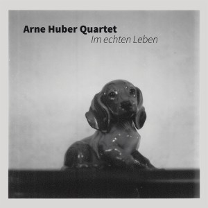 收聽Arne Huber的Royal歌詞歌曲
