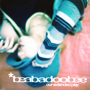 ดาวน์โหลดและฟังเพลง Last Day On Earth (Explicit) พร้อมเนื้อเพลงจาก Beabadoobee