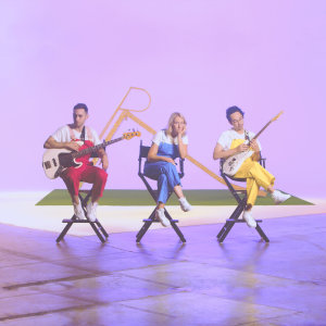 收聽More Giraffes的Playground (Explicit)歌詞歌曲