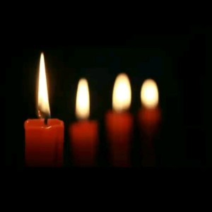 Dengarkan Yang Terlewati lagu dari Cahaya Lilin dengan lirik