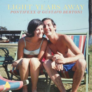 ดาวน์โหลดและฟังเพลง Light Years Away พร้อมเนื้อเพลงจาก Pontifexx