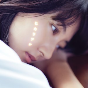 收聽BURNOUT SYNDROMES的hikariare歌詞歌曲