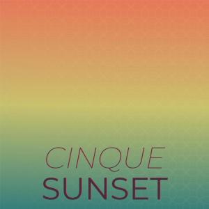 Dengarkan lagu Cinque Sunset nyanyian Wilie Seve dengan lirik