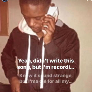 ดาวน์โหลดและฟังเพลง LLM พร้อมเนื้อเพลงจาก Babyk2800