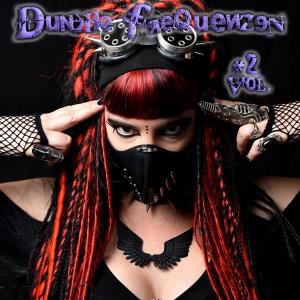 Dengarkan Distorted Life lagu dari Angels of Suicide dengan lirik