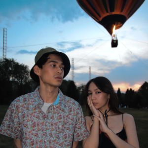 收聽Enendroen的Tausyldy Mahabbat (Àuen Remix)歌詞歌曲