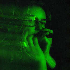 ดาวน์โหลดและฟังเพลง La Luz พร้อมเนื้อเพลงจาก LAO