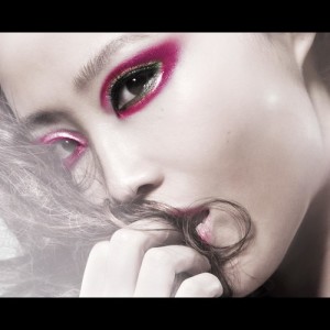 收听罗蓝亚的Are You In - 2010 年海洋公园十月全城哈囉喂 主题曲原曲歌词歌曲