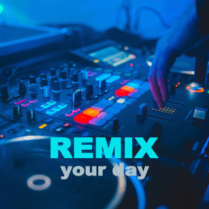 ดาวน์โหลดและฟังเพลง Levels (Skrillex Remix) พร้อมเนื้อเพลงจาก Avicii