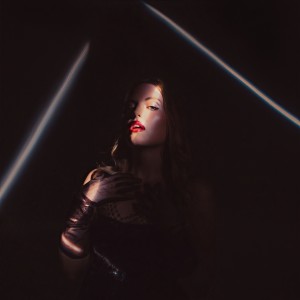 收聽Valerie Broussard的Killer歌詞歌曲