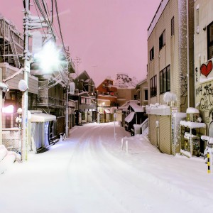 收聽Instupendo的Comfort Chain歌詞歌曲