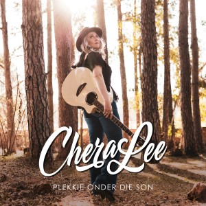 ดาวน์โหลดและฟังเพลง She Sings พร้อมเนื้อเพลงจาก CheraLee