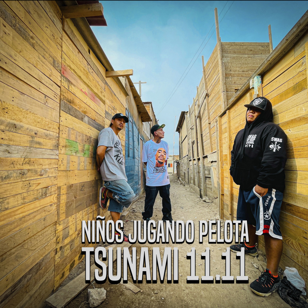 Niños Jugando Pelota Final (Explicit)