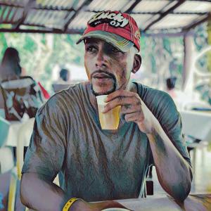 Dengarkan Si Te Fuiste (Radio Edit) lagu dari King Lebronrd dengan lirik