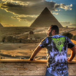 收听طارق عليش的Arabic Trap Made in Egypt歌词歌曲