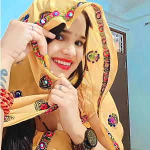 收聽Meenawati King的Chora Utha Video Call Diwali P Bol Love You (feat. Kalu Ram Devta)歌詞歌曲