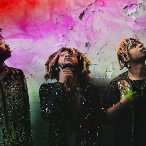 Listen to Pull up on You (feat. Ki) (Explicit) song with lyrics from Minus Gravity