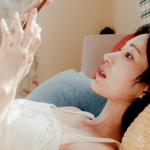 Listen to Wonderland (Inst.) song with lyrics from 노르웨이 숲 (挪威森林)
