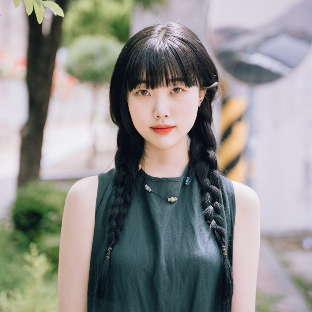 지은 (ZIEUN)