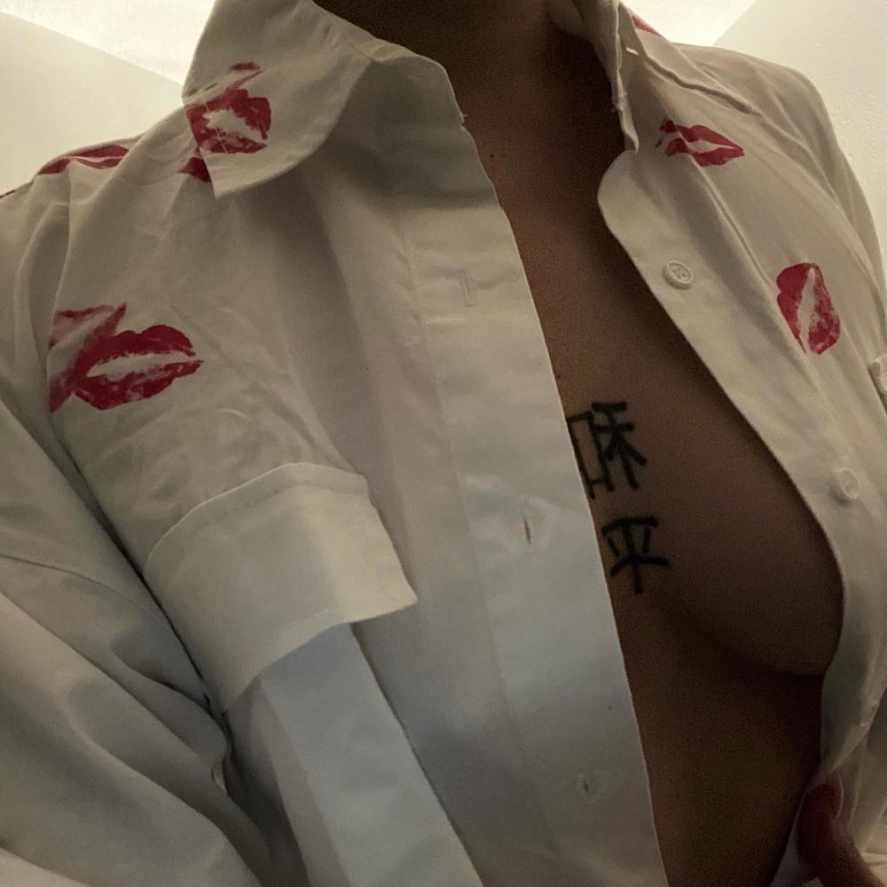 stuck up (feat. Kahj)