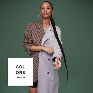 收聽Mayra Andrade的Tan Kalakatan - A COLORS SHOW (A COLORS SHOW)歌詞歌曲