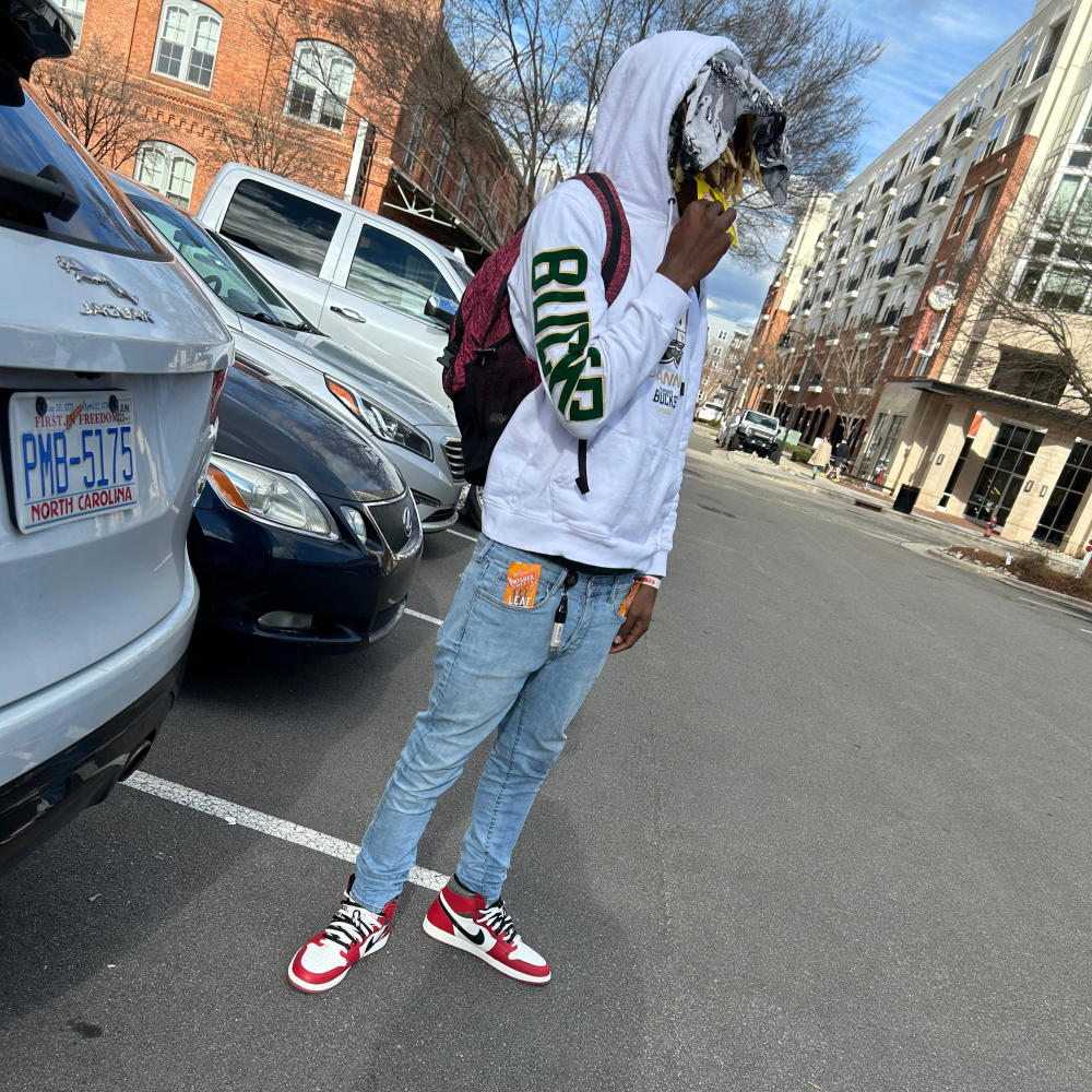 Big Facts (feat. M3llyAuto) (Explicit)
