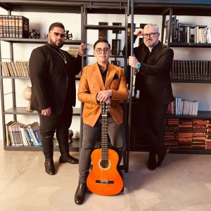 Album Bityíro from Mustafa