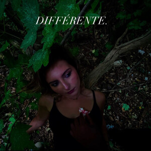 Sousou的专辑DIFFÉRENTE.