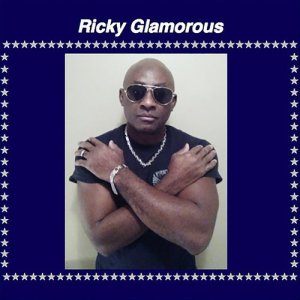 ดาวน์โหลดและฟังเพลง Drive (Remix) พร้อมเนื้อเพลงจาก Ricky Glamorous