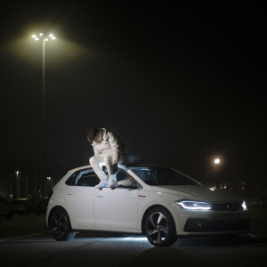 收聽Cilo的Vita diversa歌詞歌曲