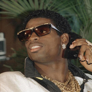 收聽D5RIOT的PRIME TIME (Explicit)歌詞歌曲