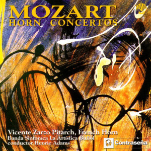 Vicente Zarzo Pitarch的專輯Mozart Horn Cocertos