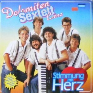 收聽Dolomiten Sextett Lienz的Heyo, Heyo歌詞歌曲