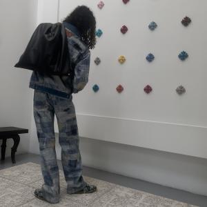 收聽JOIE的Everyday Attire (Explicit)歌詞歌曲