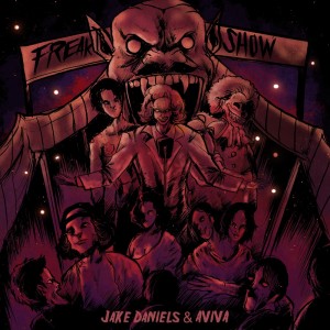 Dengarkan lagu Freak Show nyanyian Jake Daniels dengan lirik