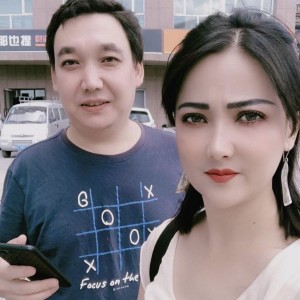 收听ZulpiYe-KuResh的父亲歌词歌曲